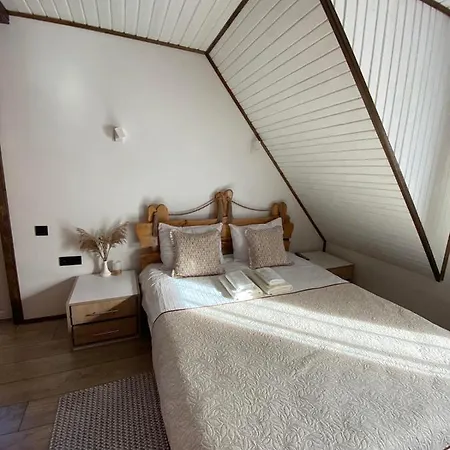 Girskiy Svitanok Pensionat *